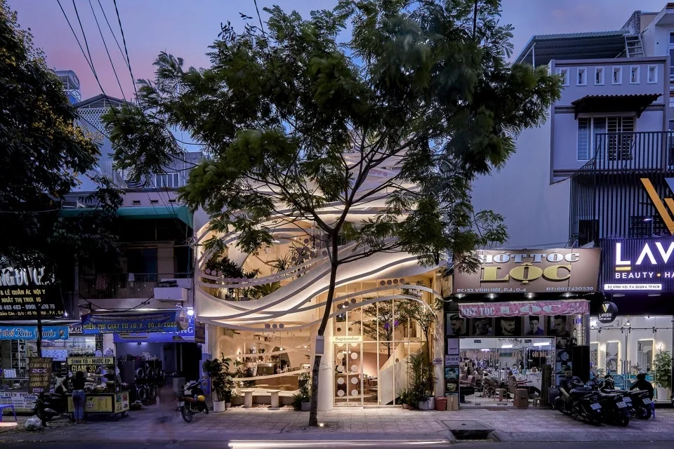 广西好一座城市鸟巢，好一个咖啡厅餐饮空间设计