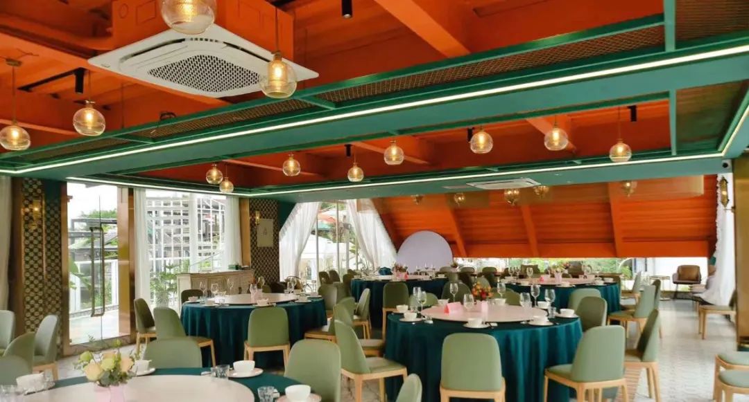 广西将色彩碰撞到底，看这家深圳餐饮空间设计如何诠释独特的摩洛哥风情